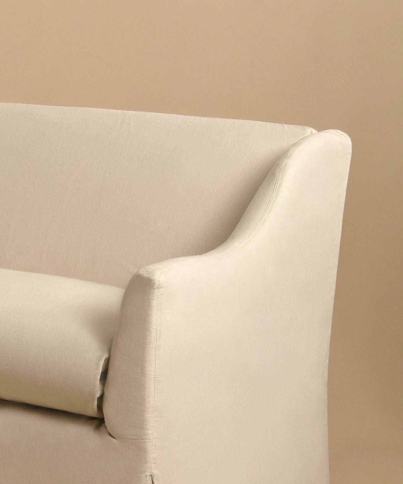 https://cdn.shopify.com/s/files/1/0565/1234/8333/files/miramar-sofa-pearl-linen-3.jpg?v=1760568604