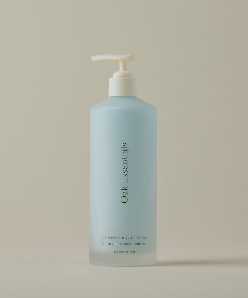 Oak Essentials Luminous Anti-Aging Body Lotion for Glowing, Firmer Skin