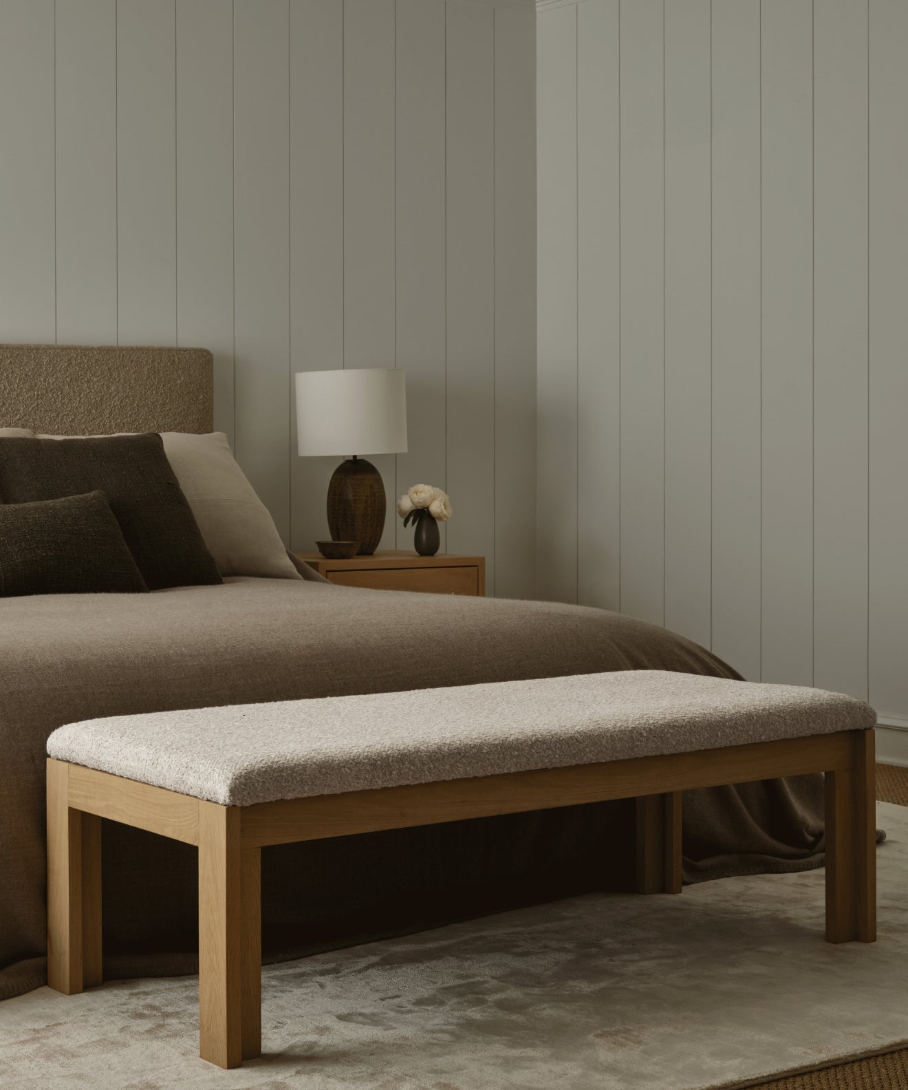 https://cdn.shopify.com/s/files/1/0565/1234/8333/files/otto-bench-2_8d4463e1-4055-47b8-88b1-8276c61369c3.jpg?v=1700602521