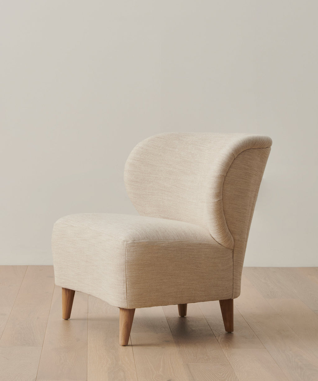 https://cdn.shopify.com/s/files/1/0565/1234/8333/files/outdoor-brentwood-chair-performance-natural-1.jpg?v=1762183180