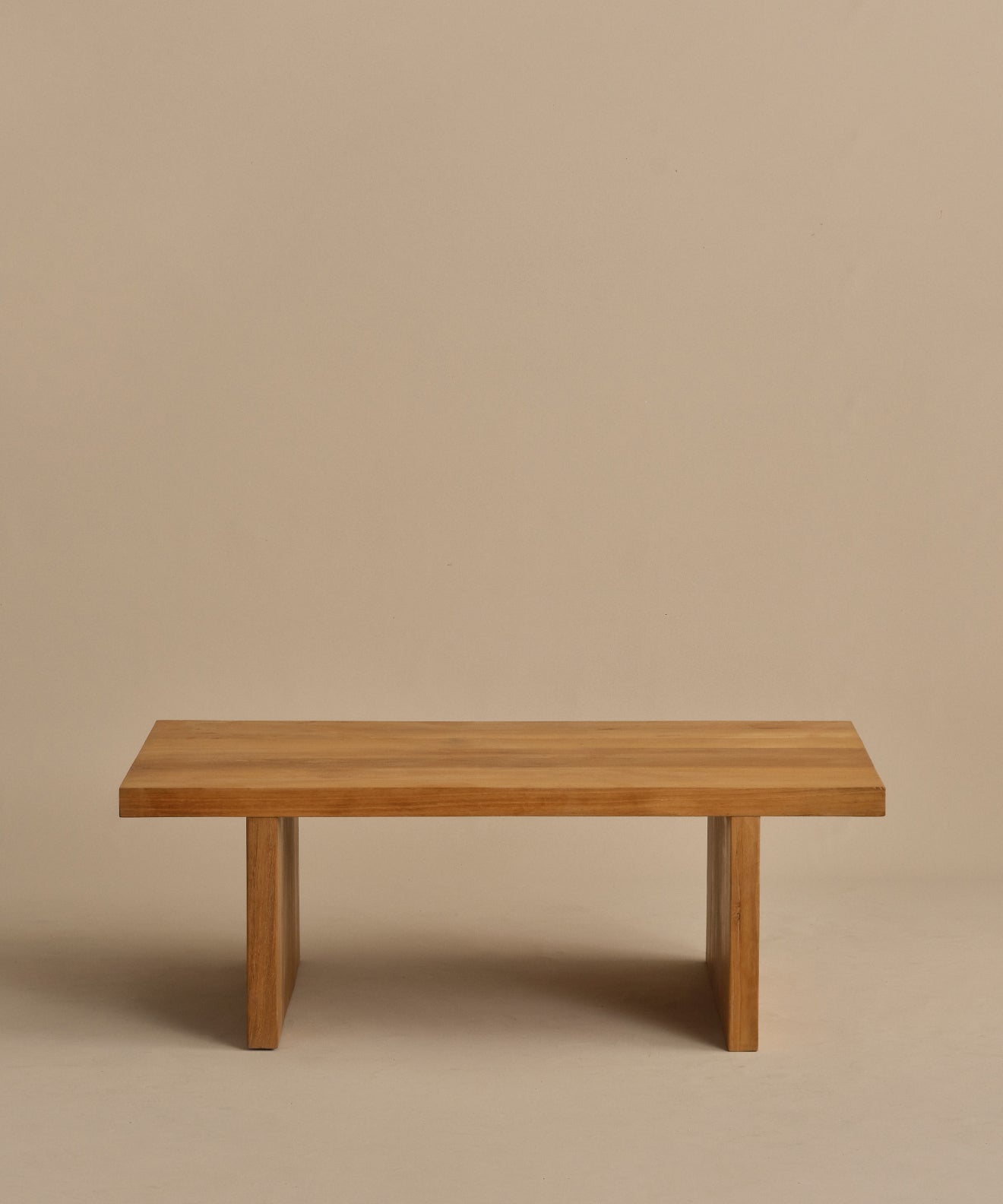 https://cdn.shopify.com/s/files/1/0565/1234/8333/files/outdoor-vista-coffee-table-teak.jpg?v=1762182934