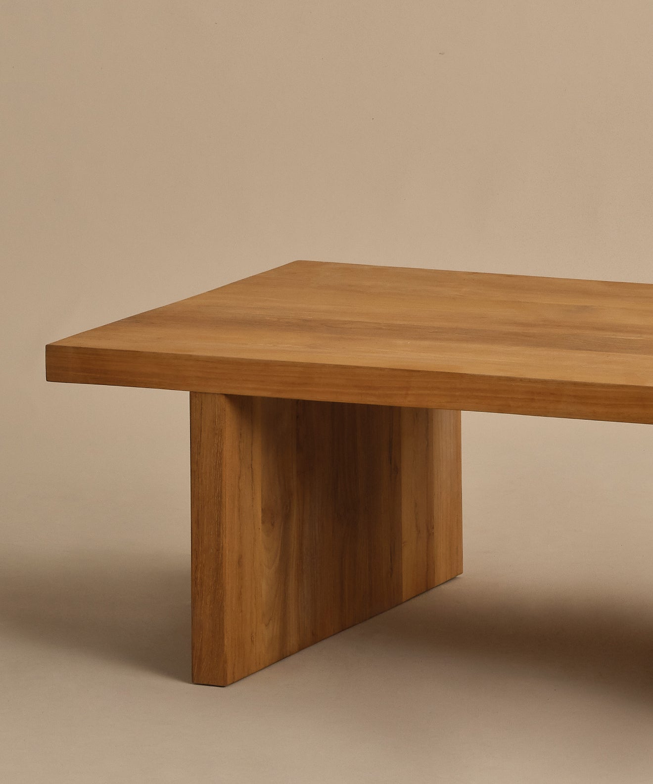 https://cdn.shopify.com/s/files/1/0565/1234/8333/files/outdoor-vista-coffee-table-teak_6.jpg?v=1751997995