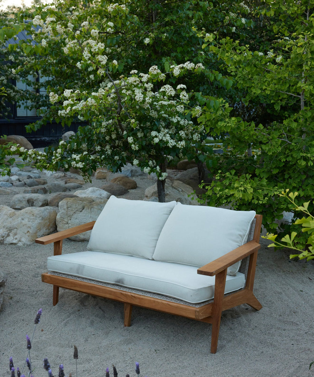 https://cdn.shopify.com/s/files/1/0565/1234/8333/files/outdoor-vista-sofa-latte-parchment-1_1.jpg?v=1752003060