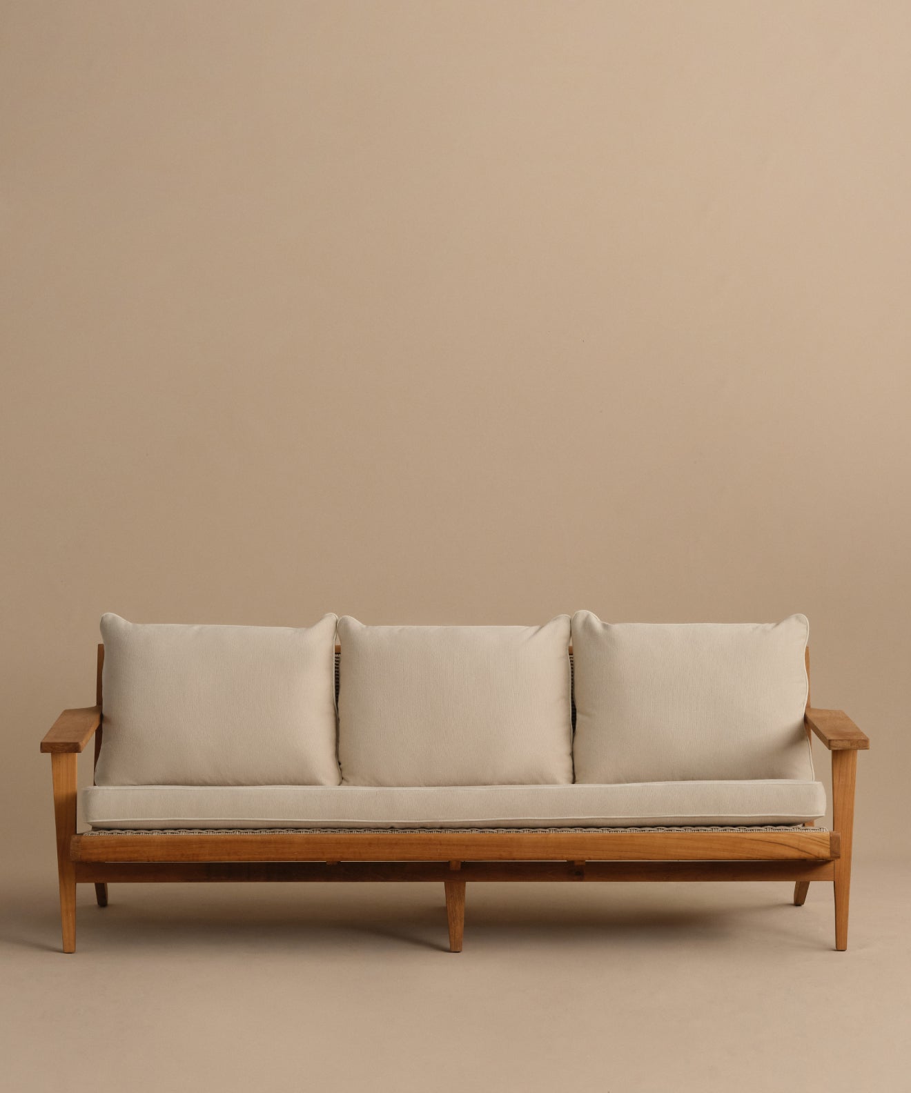 https://cdn.shopify.com/s/files/1/0565/1234/8333/files/outdoor-vista-sofa-latte-parchment-4.jpg?v=1752003060