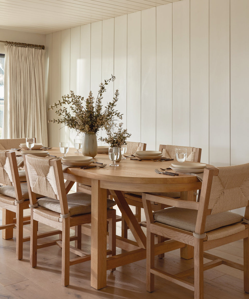 https://cdn.shopify.com/s/files/1/0565/1234/8333/files/oval-montecito-dining-table-oak-3.jpg?v=1685989589