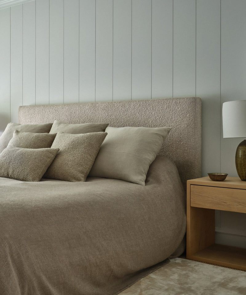 https://cdn.shopify.com/s/files/1/0565/1234/8333/files/pacific-bed-natural-wool-boucle-pdp-2_fbd485f5-8c0b-4ad2-bc2f-7c56c0982060.jpg?v=1762182717