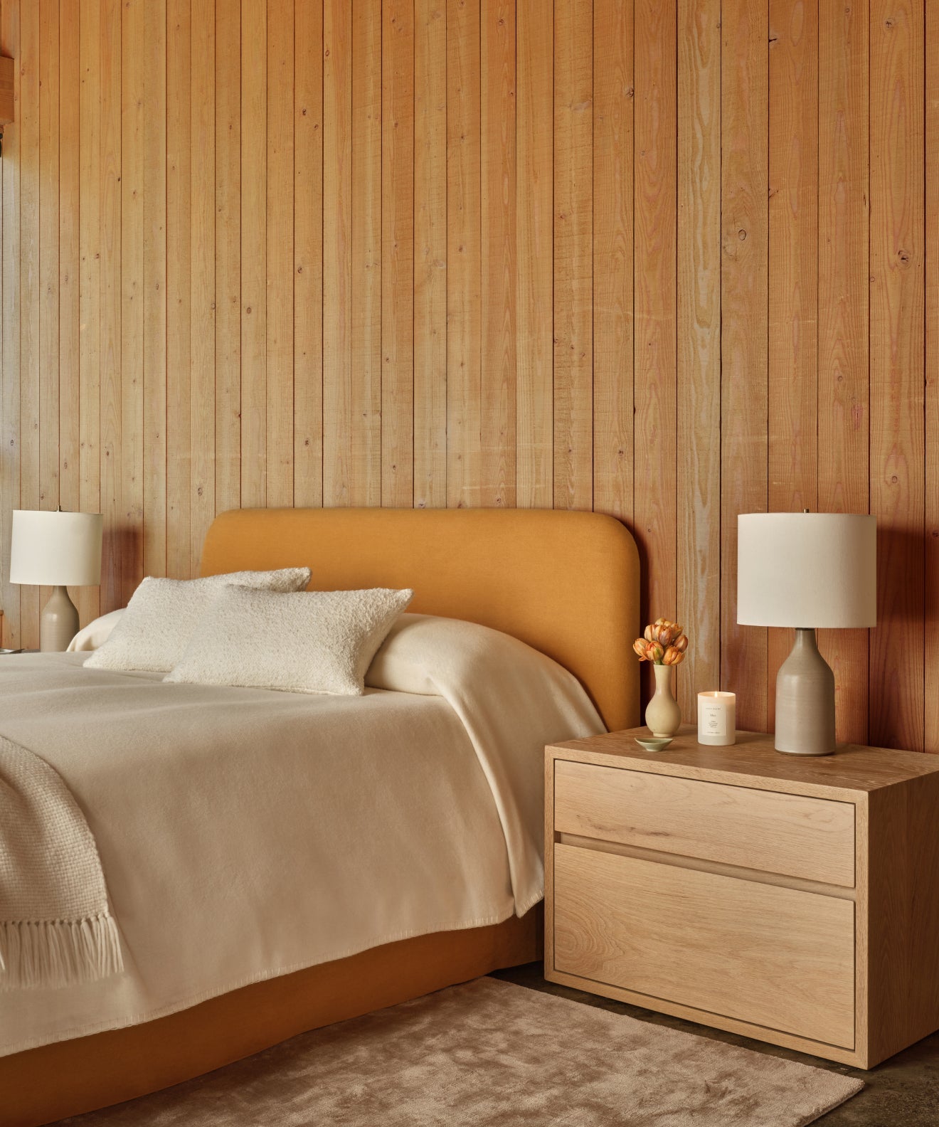 https://cdn.shopify.com/s/files/1/0565/1234/8333/files/palms-nightstand-oak-v3.jpg?v=1744673113