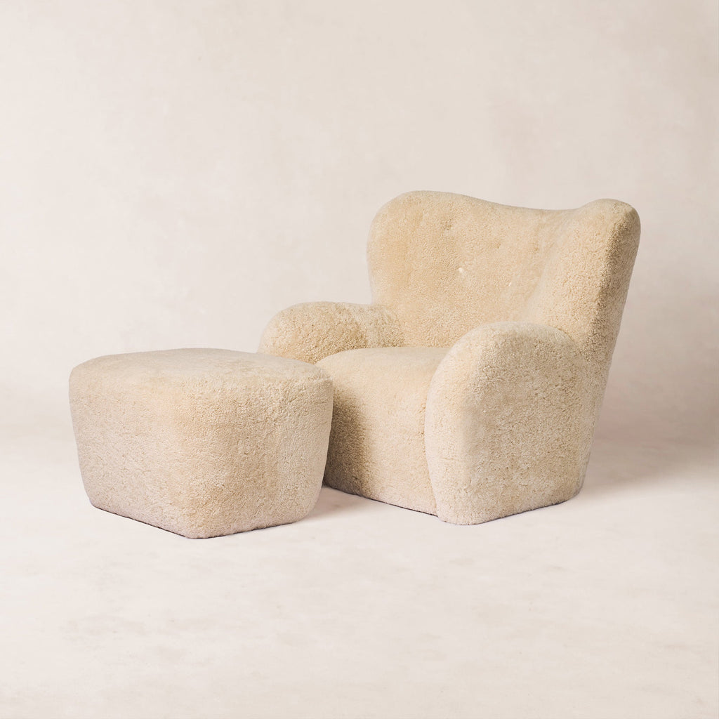 https://cdn.shopify.com/s/files/1/0593/2217/1565/files/papa-teddy-accent-chair-bone-shearling3.jpg?v=1768945193