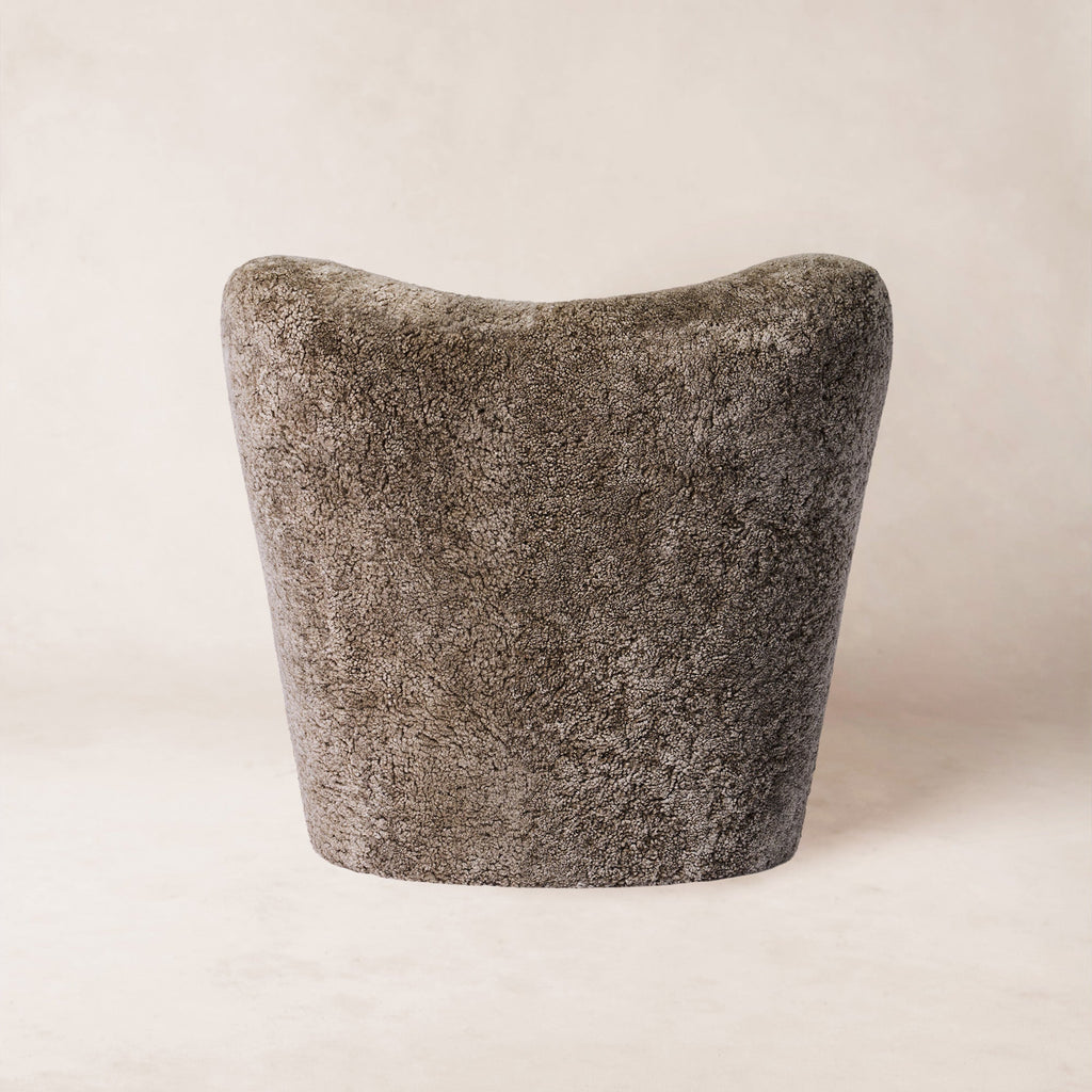 https://cdn.shopify.com/s/files/1/0593/2217/1565/files/papa-teddy-accent-chair-taupe-shearling-3_d32256b8-8c6b-4aac-860e-b95fc03b9762.jpg?v=1772047940