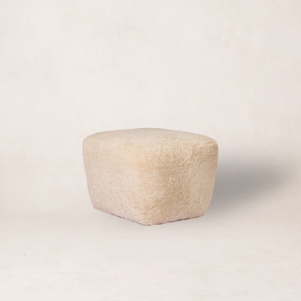 https://cdn.shopify.com/s/files/1/0593/2217/1565/files/papa-teddy-ottomoan-bone-shearling.jpg?v=1761932564