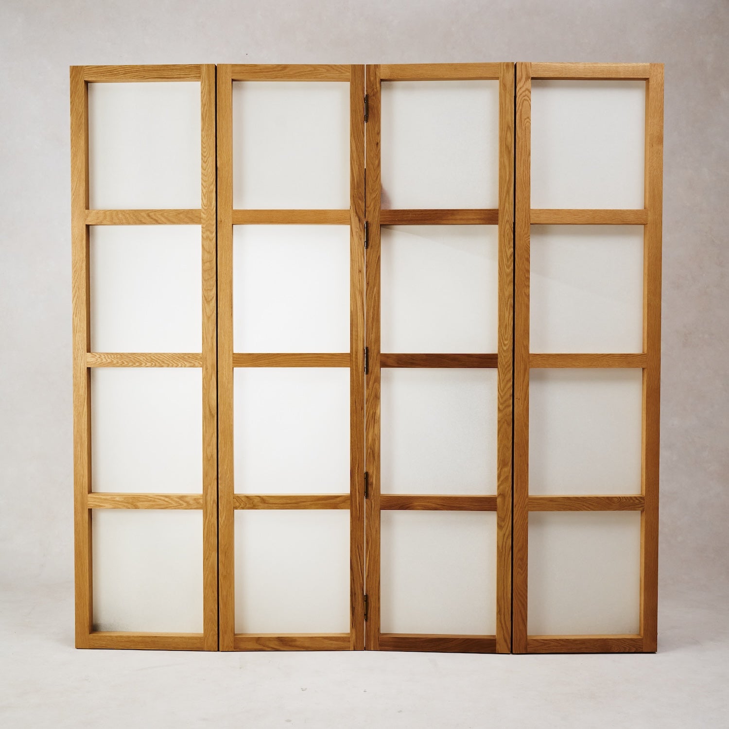 https://cdn.shopify.com/s/files/1/0593/2217/1565/files/paper-screen-room-divider-house-of-leon.jpg?v=1764801107
