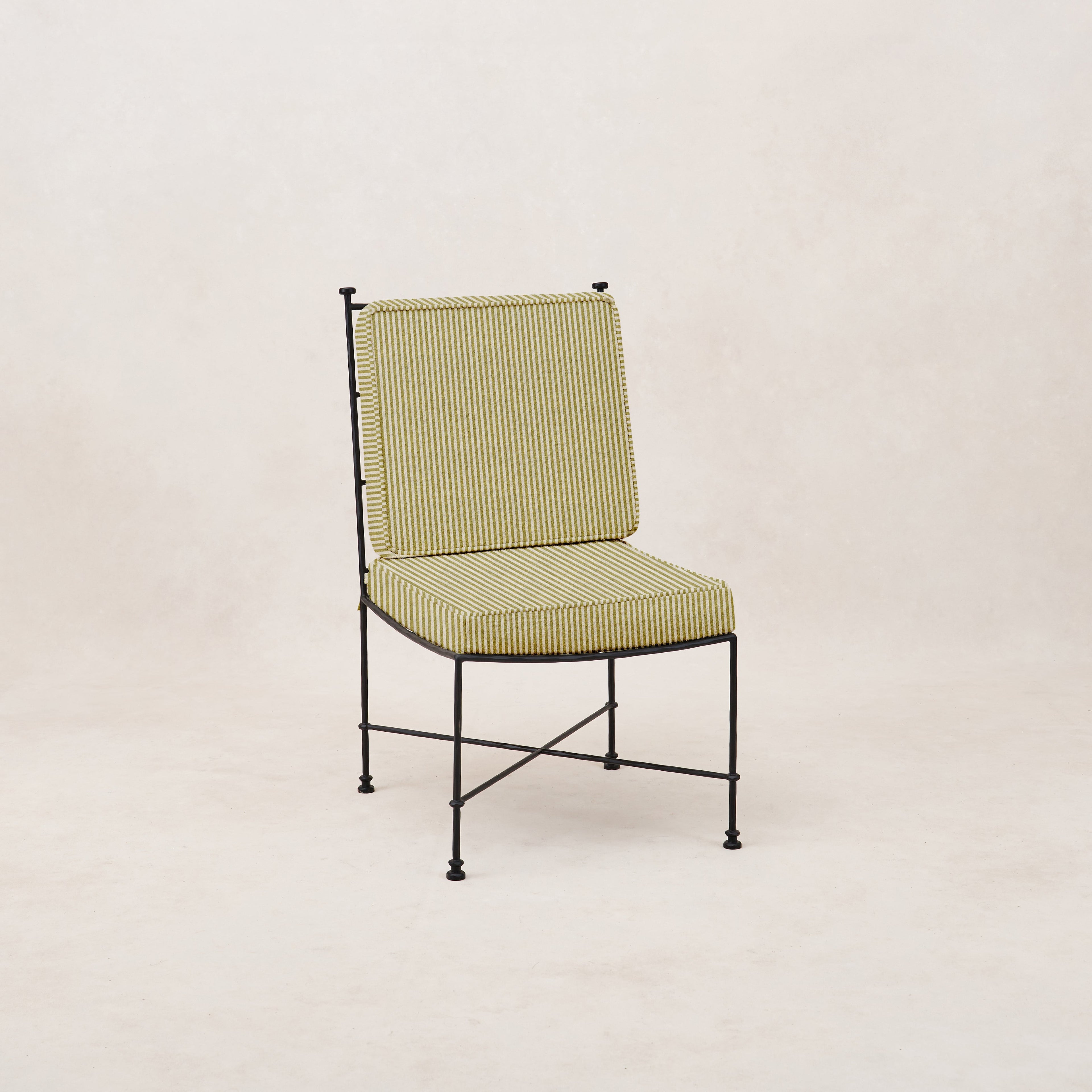 https://cdn.shopify.com/s/files/1/0593/2217/1565/files/provence-outdoor-armless-dining-chair-olive-stripe.jpg?v=1741307996