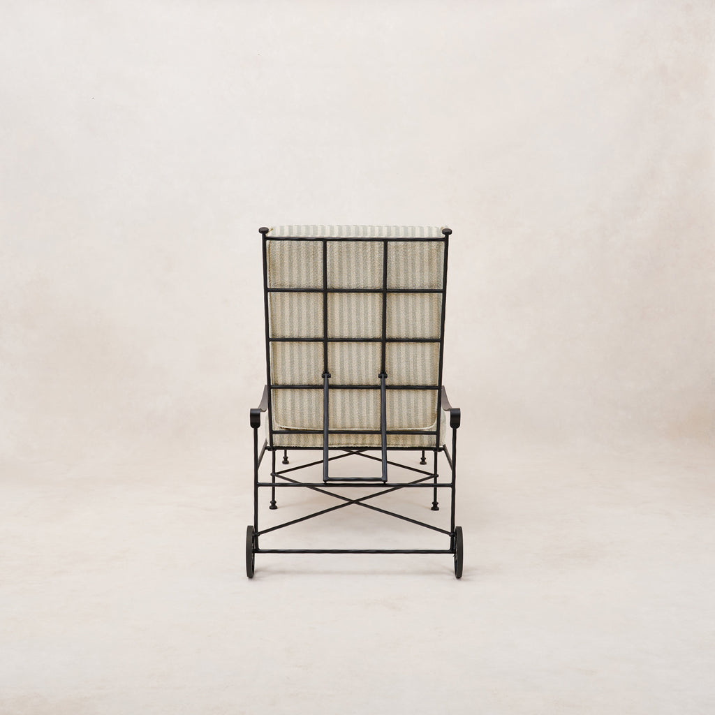 https://cdn.shopify.com/s/files/1/0593/2217/1565/files/provence-outdoor-chaise-lounge-mist-stripe-2.jpg?v=1741307516