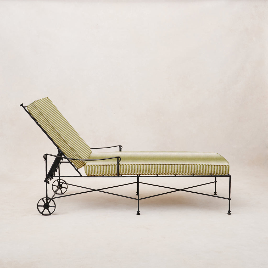 https://cdn.shopify.com/s/files/1/0593/2217/1565/files/provence-outdoor-chaise-lounge-olive-stripe-1.jpg?v=1741307415