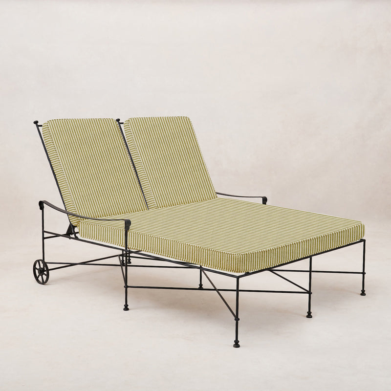 https://cdn.shopify.com/s/files/1/0593/2217/1565/files/provence-outdoor-double-chaise-lounge-olive-stripe.jpg?v=1741307281