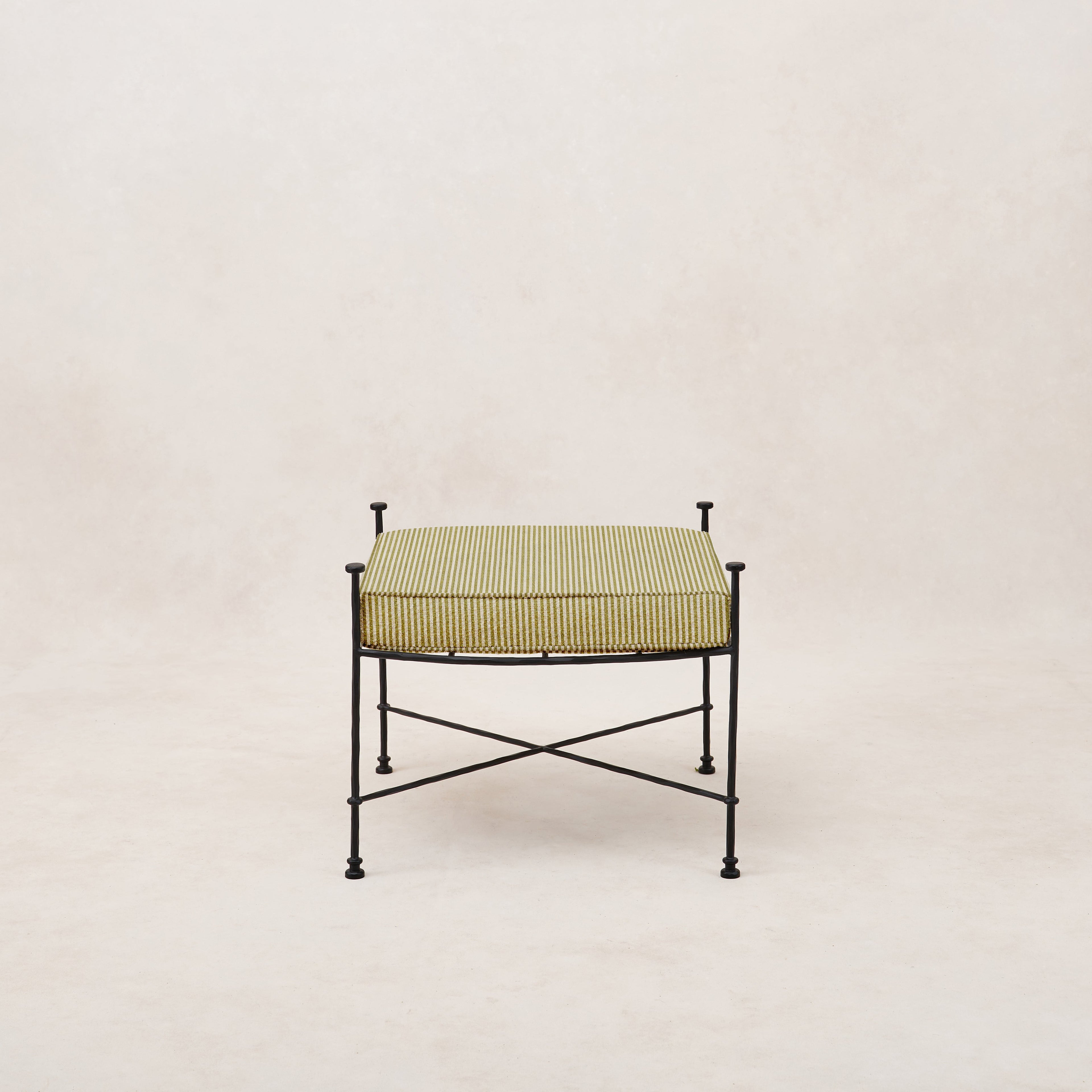 https://cdn.shopify.com/s/files/1/0593/2217/1565/files/provence-outdoor-ottoman-outdoor-ottomans-olive-stripe.jpg?v=1741306963