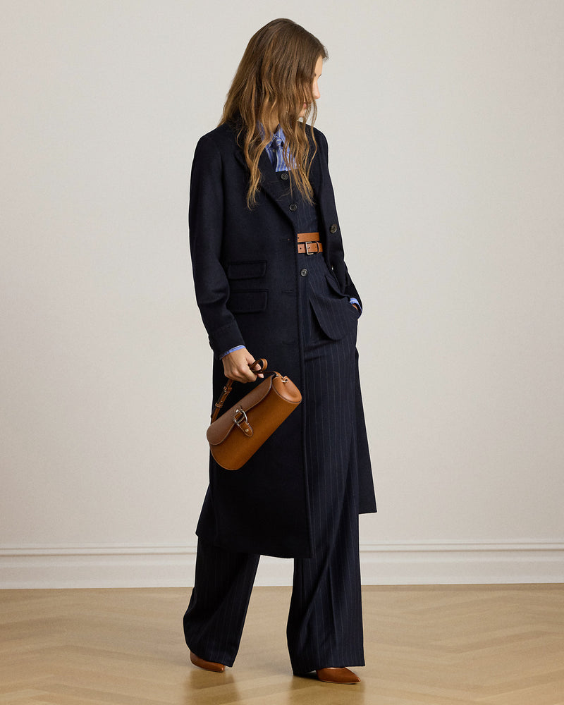 Women's Elegant Wool-Blend Reefer Coat - Moda Cream Classic Outerwear