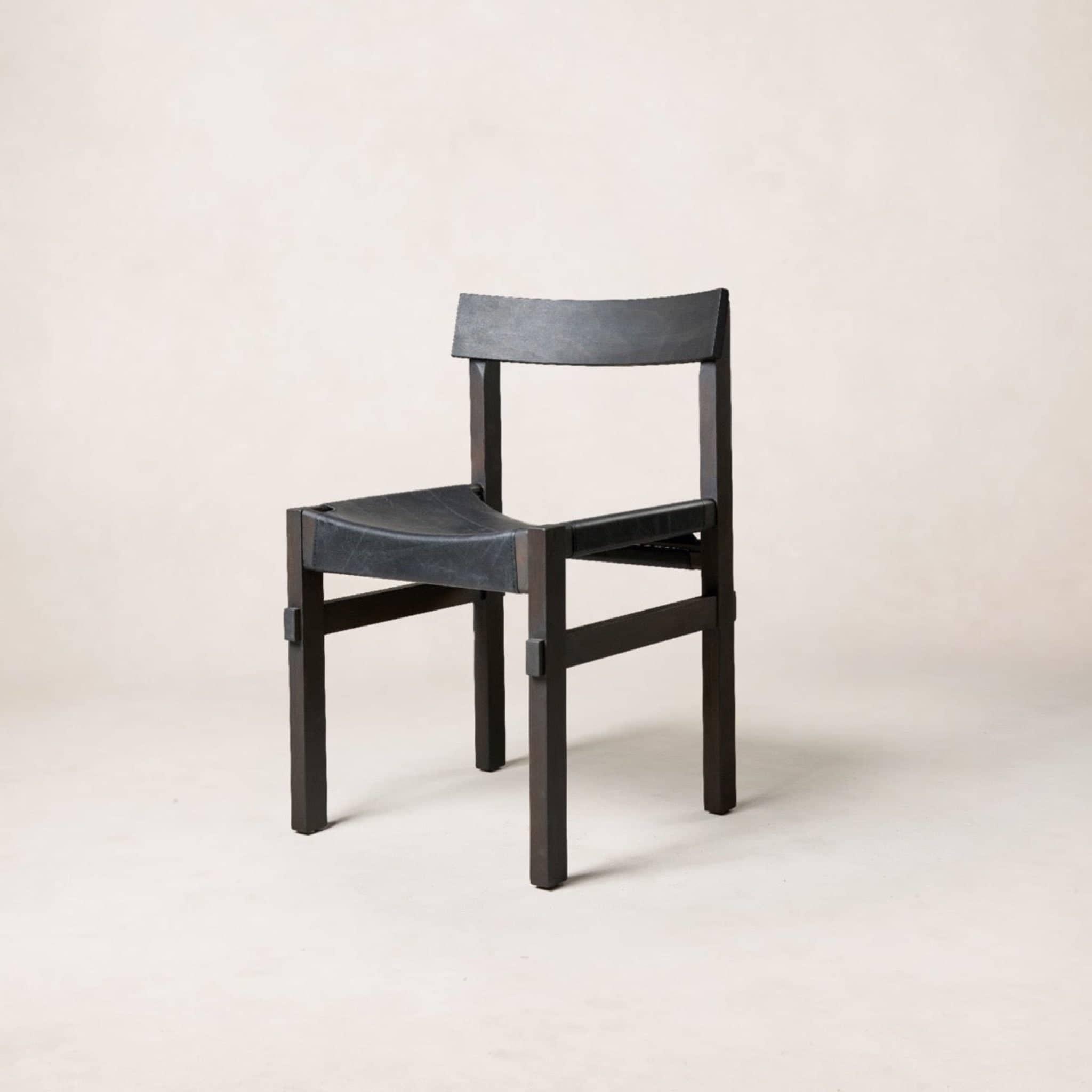 https://cdn.shopify.com/s/files/1/0593/2217/1565/products/shinto-dining-chair-black-kitchen-dining-room-chairs-house-of-leon-722403.jpg?v=1738263032