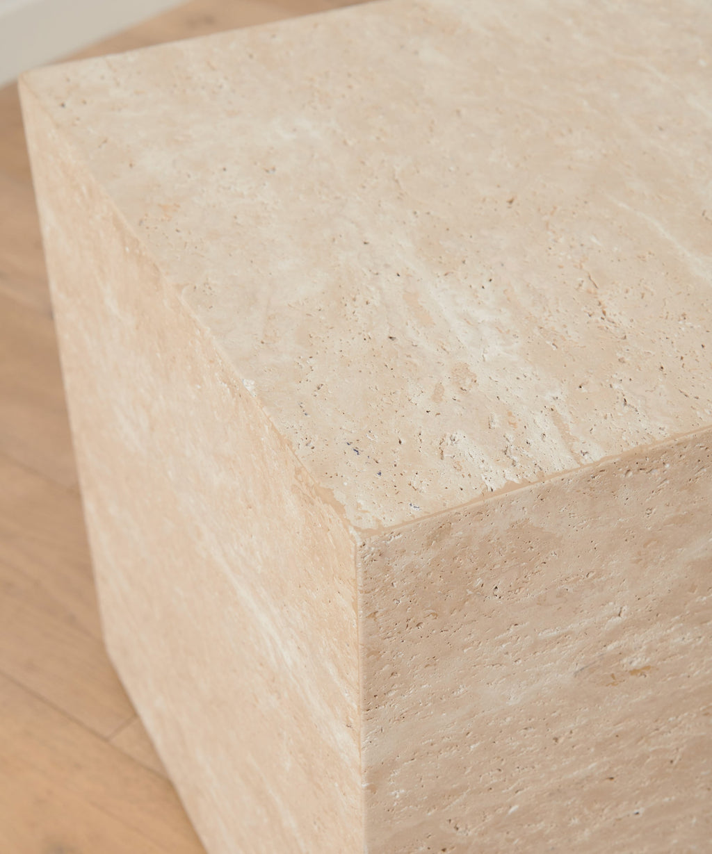https://cdn.shopify.com/s/files/1/0565/1234/8333/products/sur-travertine-side-table-02.jpg?v=1658802751