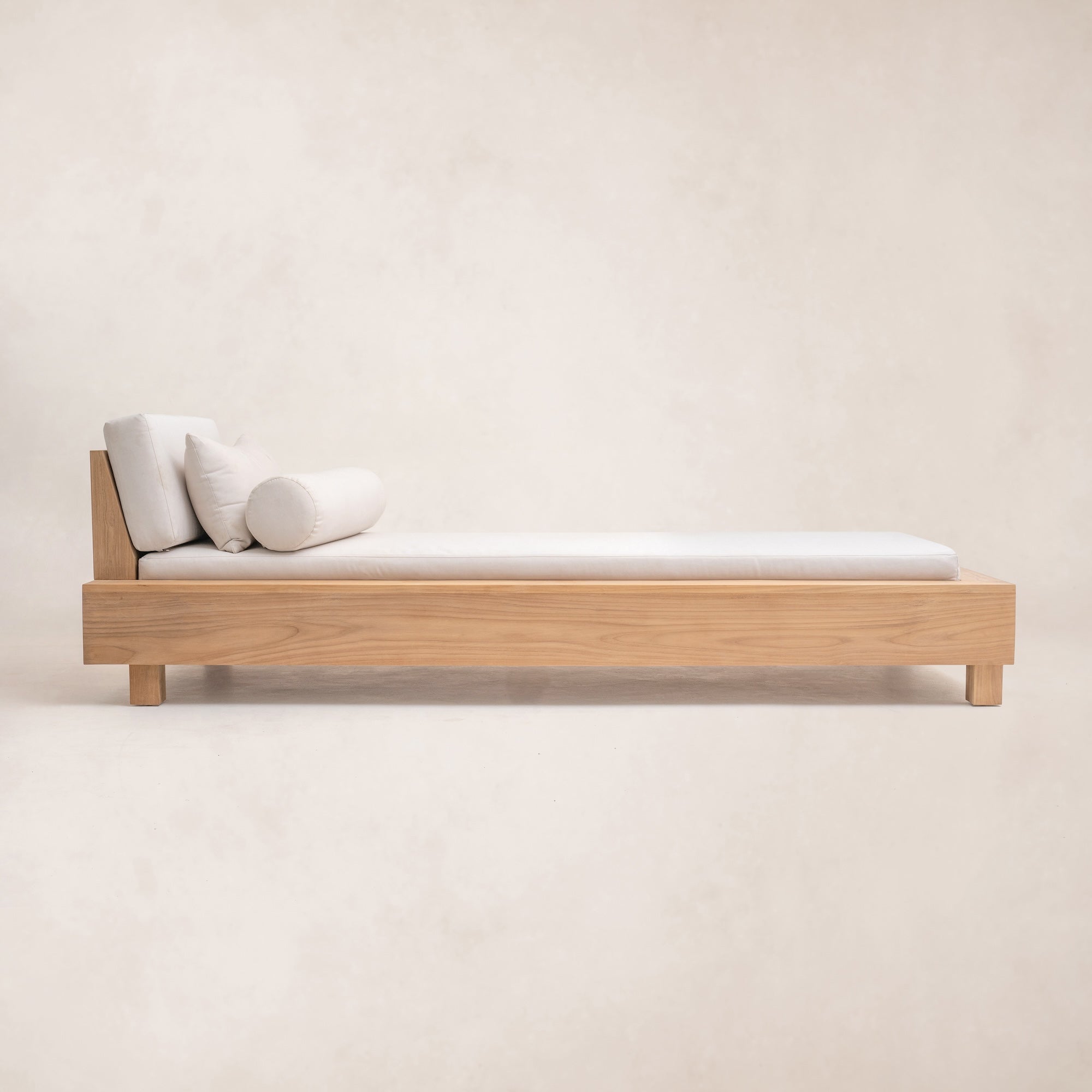 https://cdn.shopify.com/s/files/1/0593/2217/1565/files/teak-outdoor-single-chaise-lounge.jpg?v=1740159346