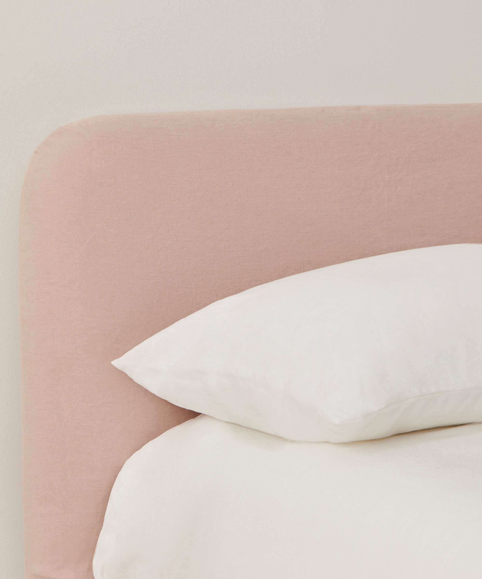 https://cdn.shopify.com/s/files/1/0565/1234/8333/files/upholstered-linen-cove-bed-shell-linen-2.jpg?v=1748980730