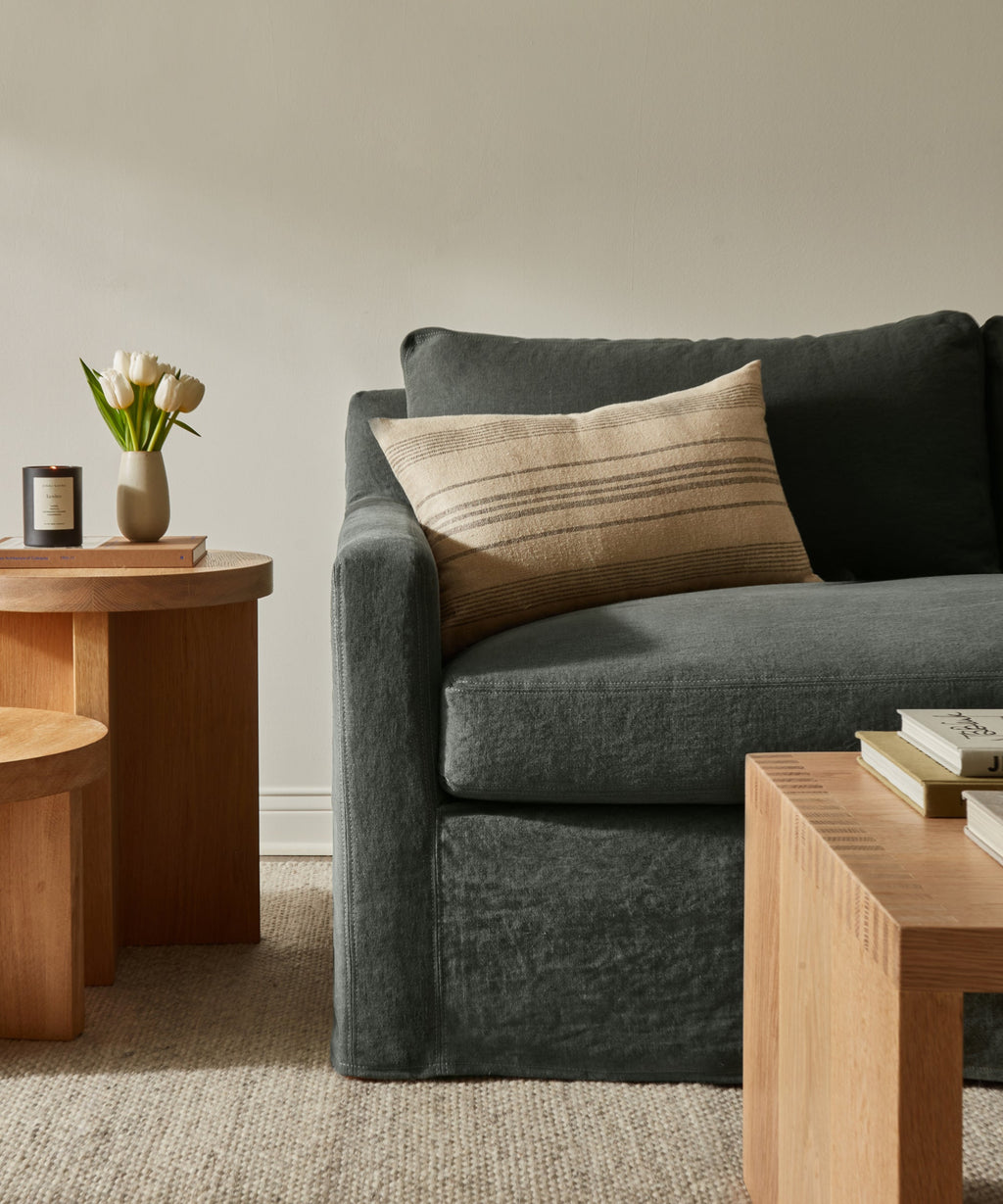 https://cdn.shopify.com/s/files/1/0565/1234/8333/files/upholstered-linen-harbor-sofa-slate-linen-04.jpg?v=1687992096