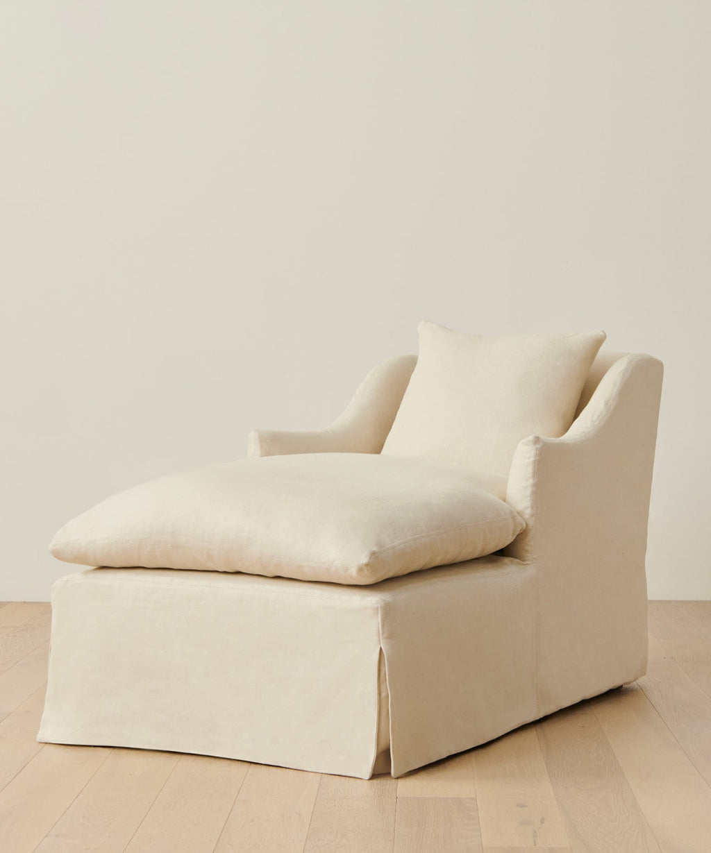 https://cdn.shopify.com/s/files/1/0565/1234/8333/files/upholstered-linen-miramar-chaise-pearl-linen-1.jpg?v=1762183284