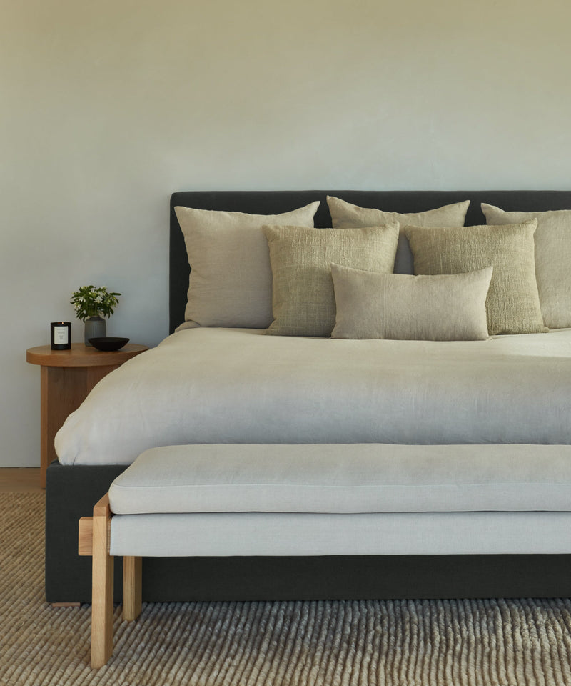https://cdn.shopify.com/s/files/1/0565/1234/8333/products/upholstered-linen-slate-pacfic-bed-furniture-04.jpg?v=1762182729