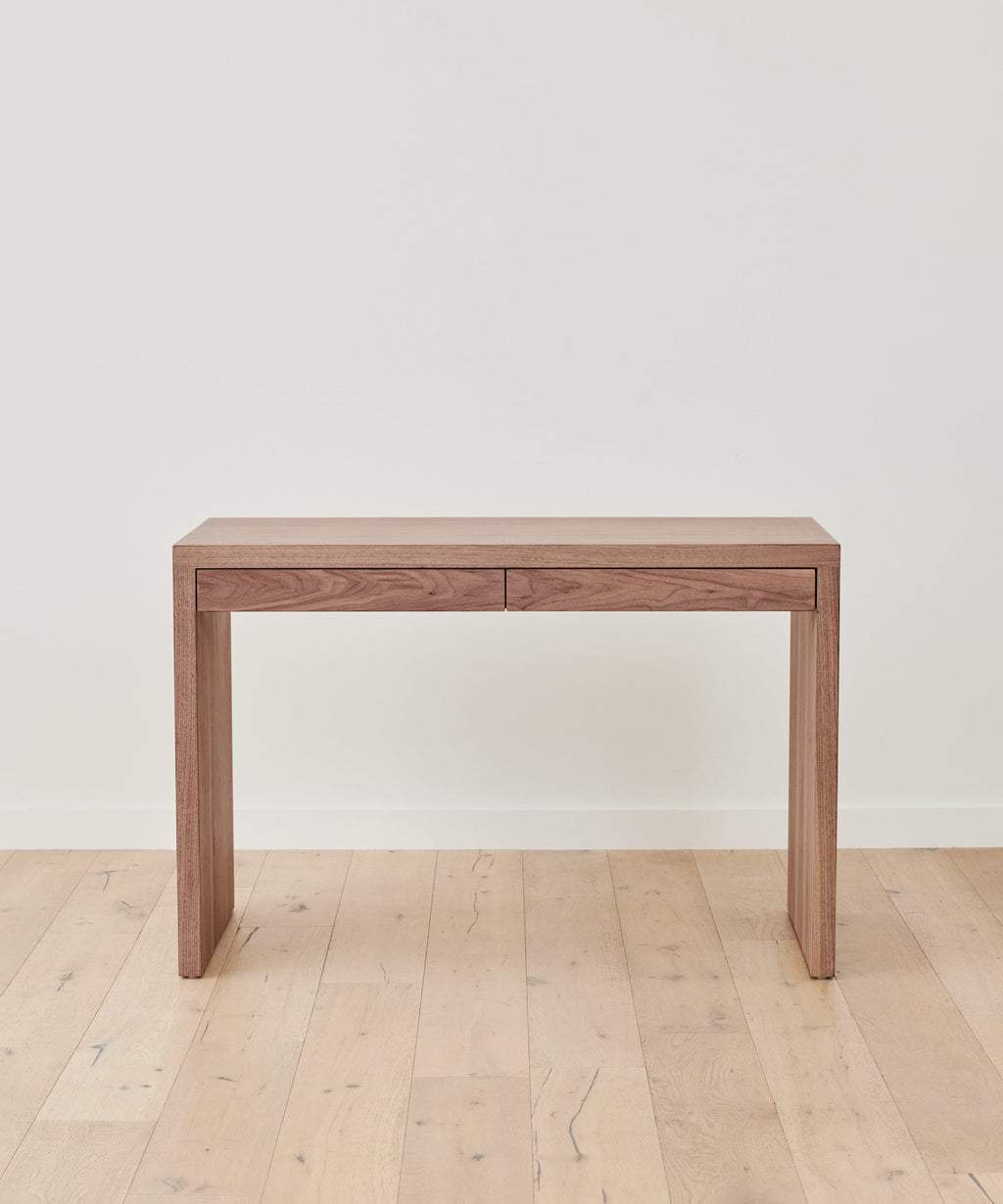 https://cdn.shopify.com/s/files/1/0565/1234/8333/products/walnut-wood-newport-office-desk-1.jpg?v=1762182595