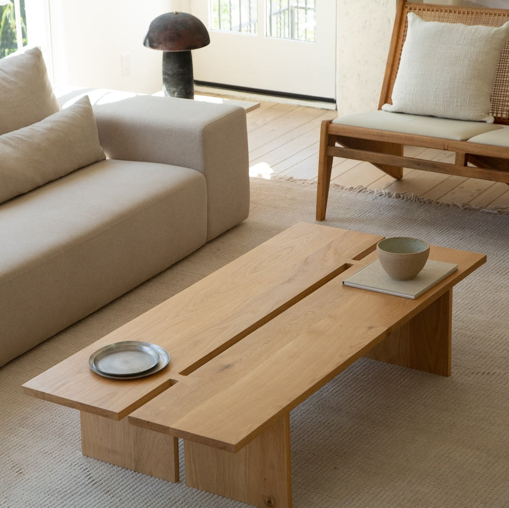 https://cdn.shopify.com/s/files/1/0593/2217/1565/files/white-oak-coffee-table-japandi.jpg?v=1738262804