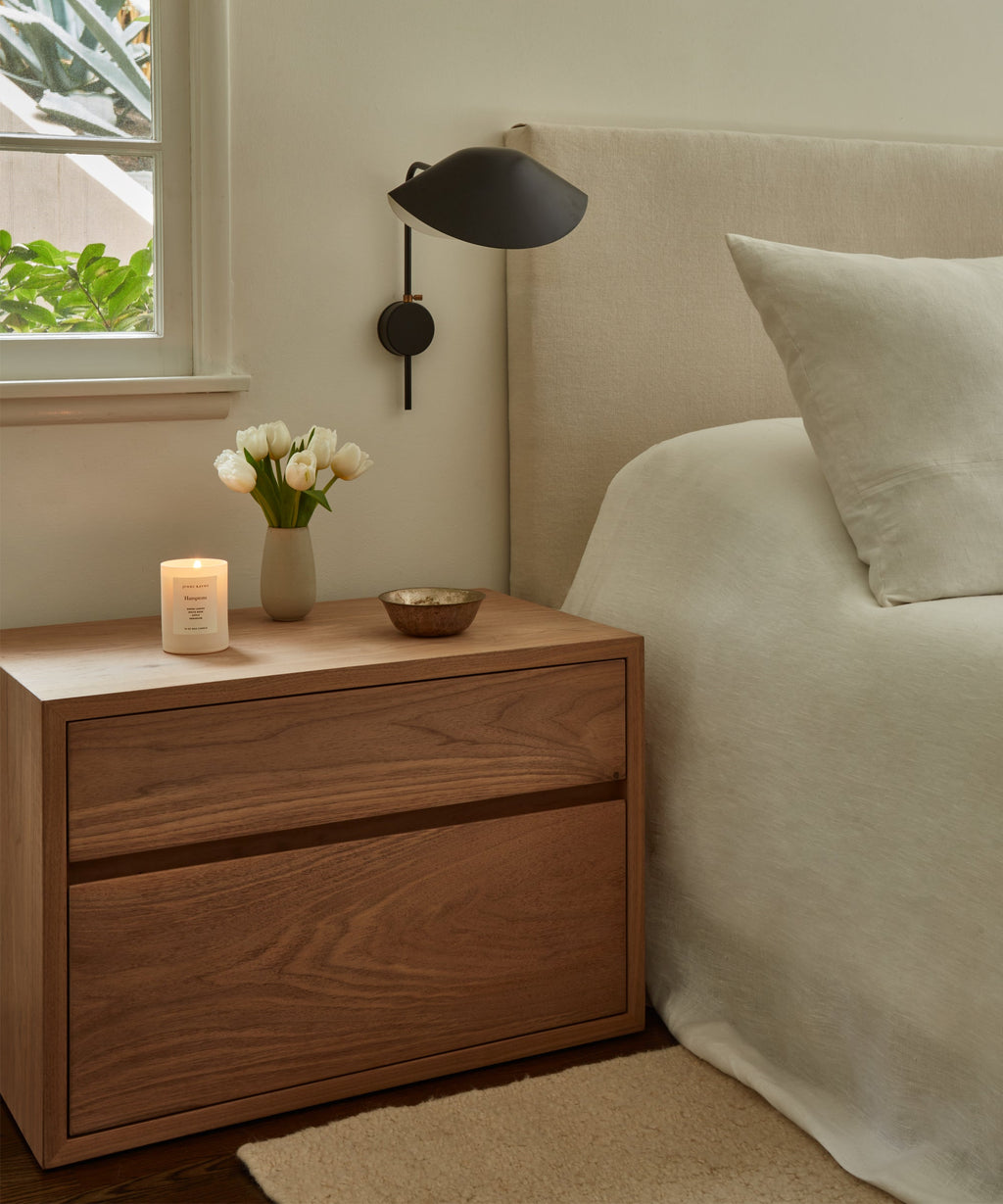 https://cdn.shopify.com/s/files/1/0565/1234/8333/files/wood-palms-nightstand-walnut4.jpg?v=1682376442