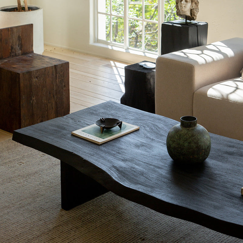 https://cdn.shopify.com/s/files/1/0593/2217/1565/files/wooden-shou-sugi-ban-black-wabi-sabi-japandi-coffee-table.jpg4.jpg?v=1738263084